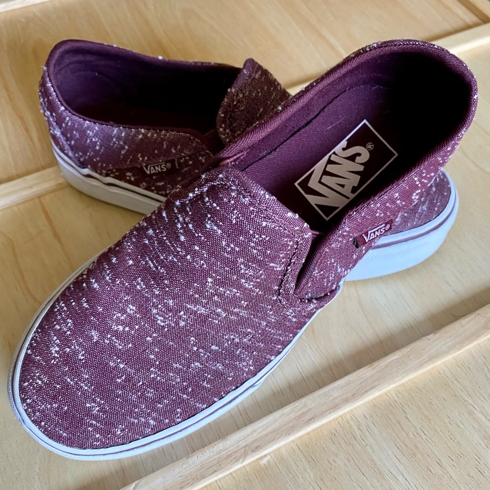 Vans Asher slip ons Burgandy Purple Red textured women’s size 5